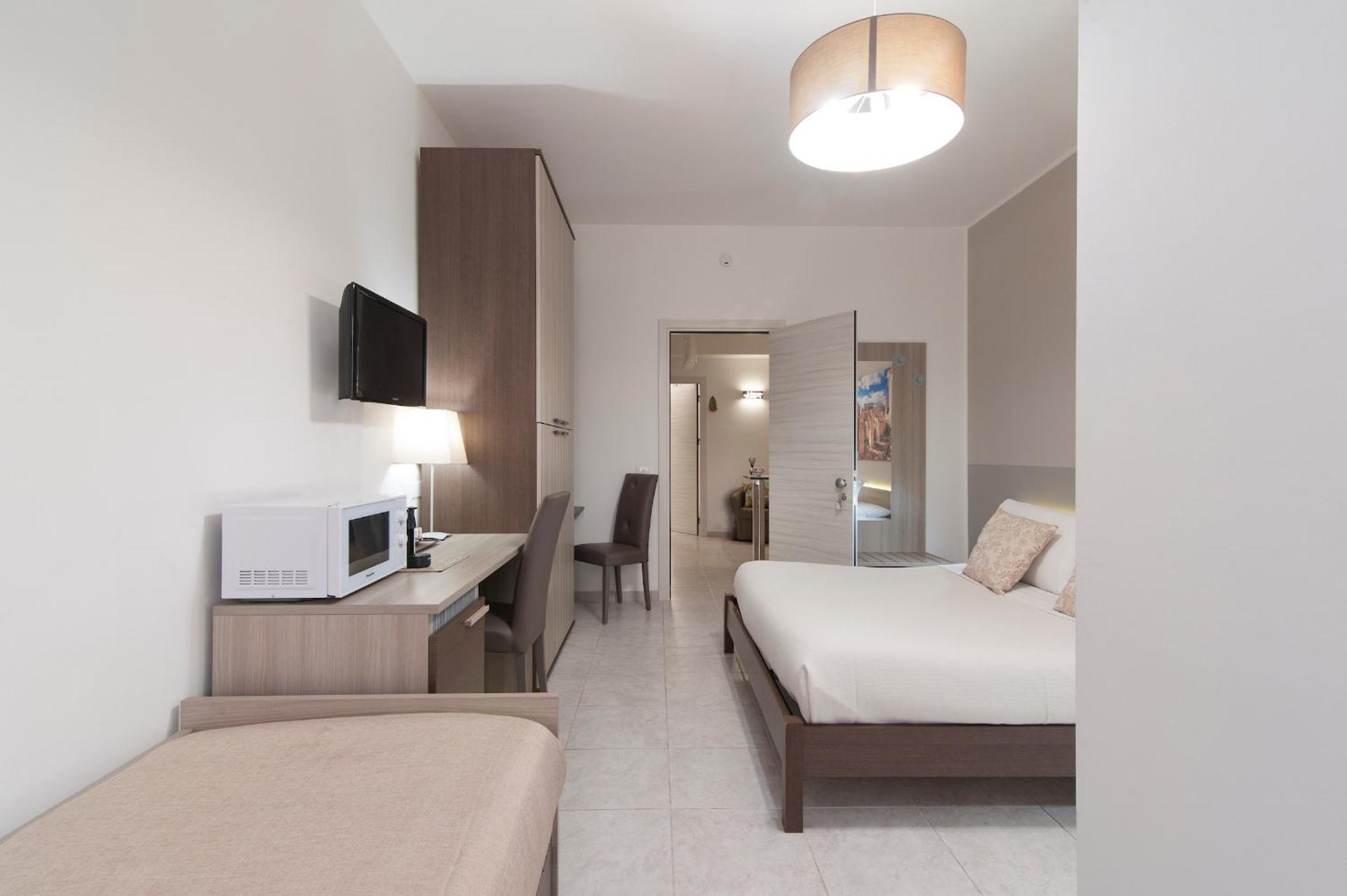 Kalurya Bed & Breakfast Lecce Bagian luar foto